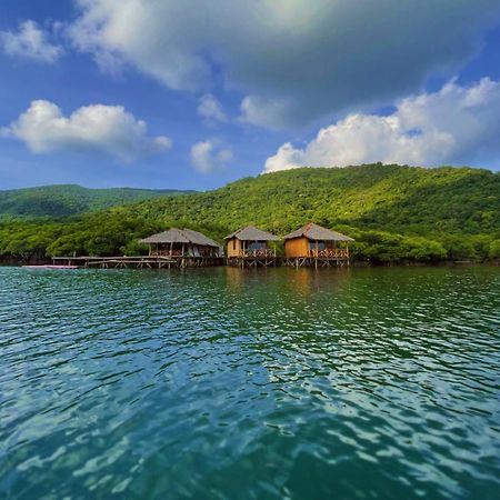 Floating Paradise Karimunjawa Zewnętrze zdjęcie