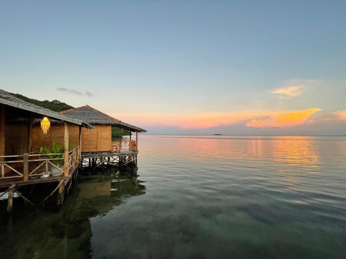 Floating Paradise Karimunjawa Zewnętrze zdjęcie